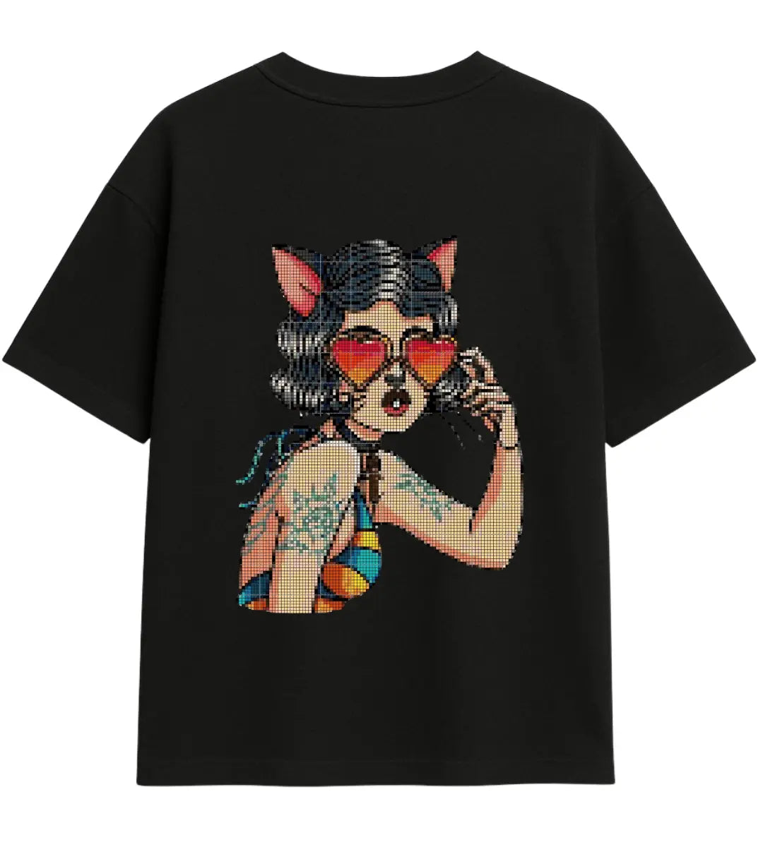 Cat-Eye Diva T-Shirt Lorinfo