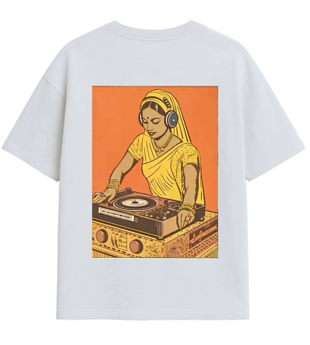 DJ Tanrıça Oversize T-Shirt Lorinfo