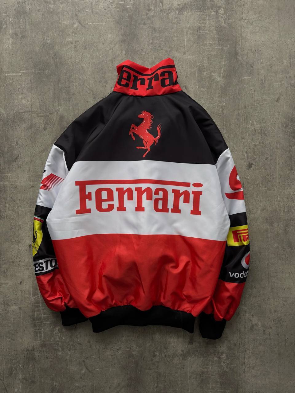 Ferrari Bomber Ceket Siyah Beyaz Kırmızı 3
