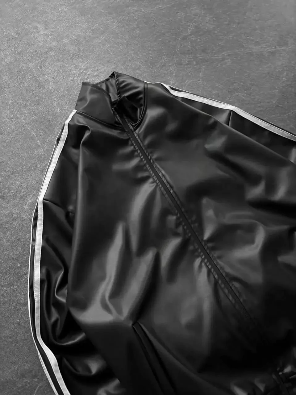 Noir Şeritli Oversize Fermuarlı Ceket 3